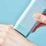 قلم واقي من الشمس ناعم القطن SPF50+ PA++ - لا يترك أثرًا أبيض - قلم واقي من الشمس خفيف الوزن للوجه - تركيبة مرطبة - منتجات العناية بالبشرة الكورية - واقي من الشمس كوري - غير دهني (19 جم، 0.67 أونصة) - Image 2